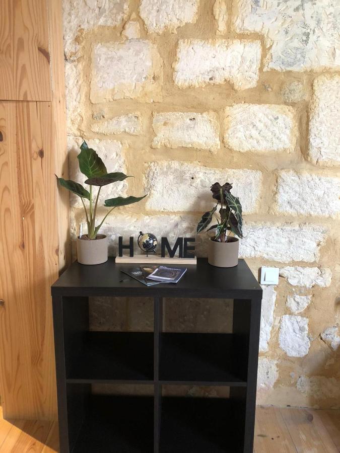Duplex En Pierre Proche Des Arenes *